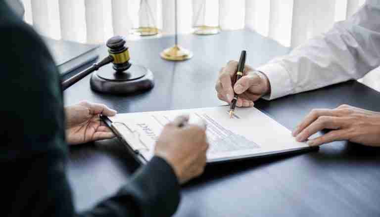 Consultant solicitor salary UK