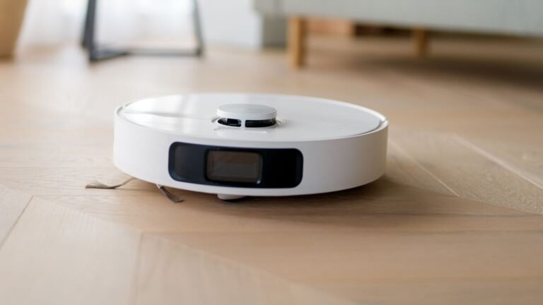 Robot vacuum cleaner